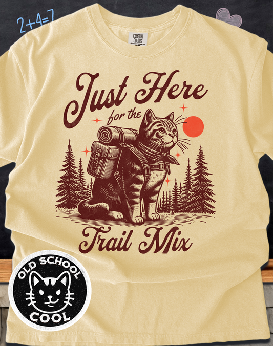 Trail Mix Hiking Cat Tee